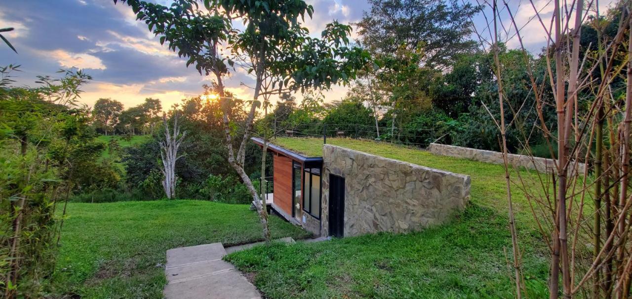 Ecohotel Alma Calarcá Buitenkant foto